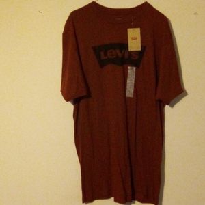 Mens size XL red t-shirt